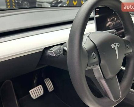 Серый Тесла Model Y, объемом двигателя 0 л и пробегом 27 тыс. км за 31000 $, фото 8 на Automoto.ua