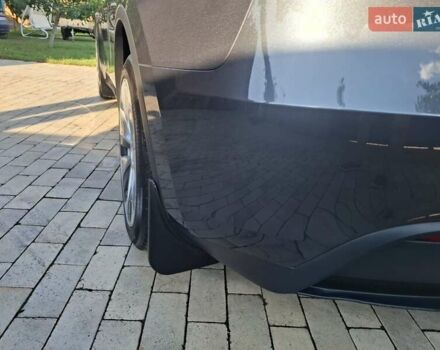 Серый Тесла Model Y, объемом двигателя 0 л и пробегом 29 тыс. км за 33500 $, фото 45 на Automoto.ua
