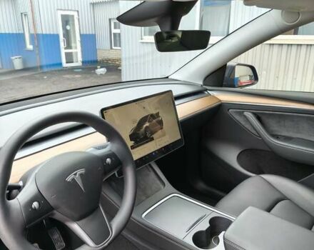 Серый Тесла Model Y, объемом двигателя 0 л и пробегом 10 тыс. км за 39499 $, фото 6 на Automoto.ua