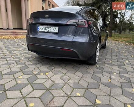 Тесла Model Y 2023 в Ровно на Automoto.ua Серый Тесла Model Y, объемом двигателя 0 л и пробегом 30 тыс. км за 30000 $, фото 24 на Automoto.ua