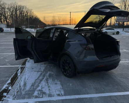 Серый Тесла Model Y, объемом двигателя 0 л и пробегом 20 тыс. км за 33000 $, фото 15 на Automoto.ua