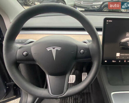 Серый Тесла Model Y, объемом двигателя 0 л и пробегом 26 тыс. км за 39000 $, фото 13 на Automoto.ua