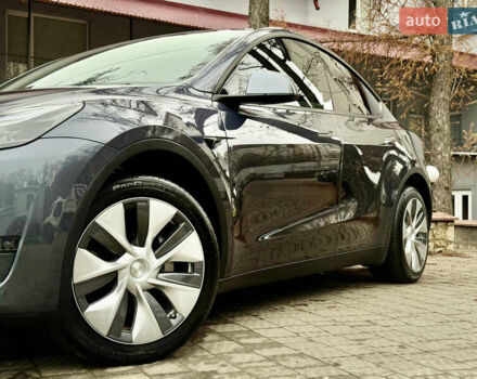 Сірий Тесла Model Y, об'ємом двигуна 0 л та пробігом 35 тис. км за 27999 $, фото 14 на Automoto.ua