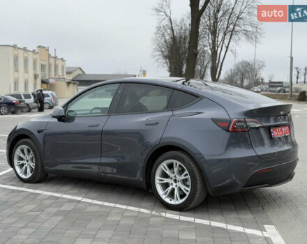 Серый Тесла Model Y, объемом двигателя 0 л и пробегом 27 тыс. км за 29500 $, фото 10 на Automoto.ua