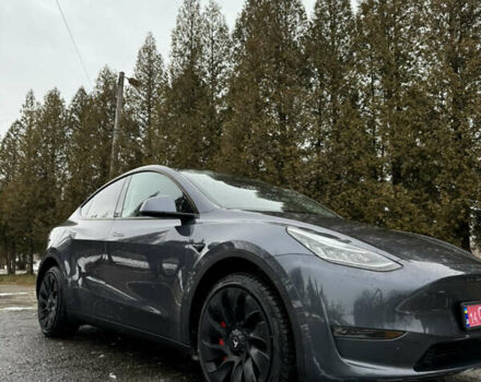 Серый Тесла Model Y, объемом двигателя 0 л и пробегом 28 тыс. км за 28200 $, фото 4 на Automoto.ua