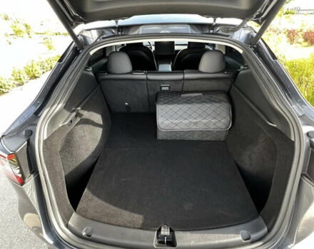 Сірий Тесла Model Y, об'ємом двигуна 0 л та пробігом 23 тис. км за 25600 $, фото 24 на Automoto.ua