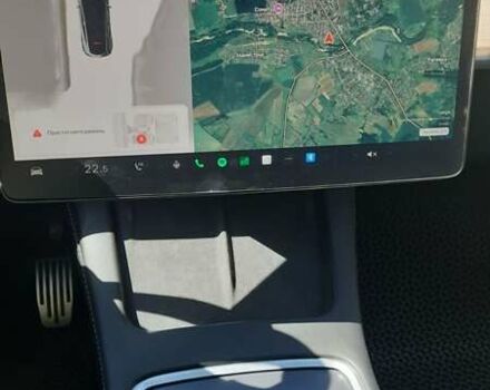 Серый Тесла Model Y, объемом двигателя 0 л и пробегом 41 тыс. км за 27000 $, фото 3 на Automoto.ua