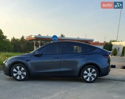 Серый Тесла Model Y, объемом двигателя 0 л и пробегом 41 тыс. км за 27000 $, фото 1 на Automoto.ua