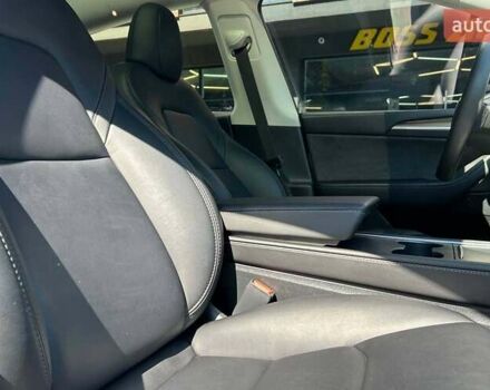 Серый Тесла Model Y, объемом двигателя 0 л и пробегом 39 тыс. км за 30500 $, фото 13 на Automoto.ua