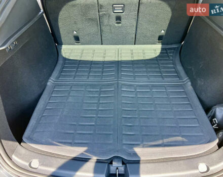 Сірий Тесла Model Y, об'ємом двигуна 0 л та пробігом 45 тис. км за 23300 $, фото 34 на Automoto.ua