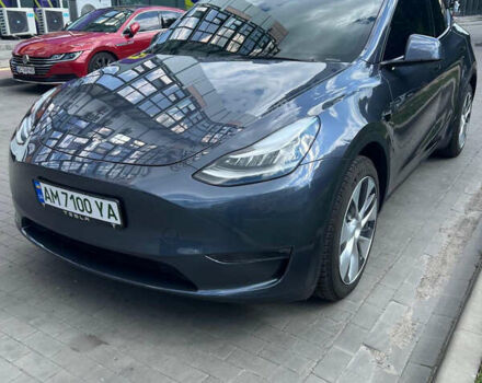 Серый Тесла Model Y, объемом двигателя 0 л и пробегом 50 тыс. км за 26500 $, фото 1 на Automoto.ua