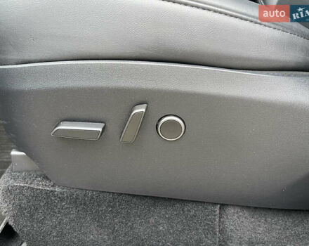 Серый Тесла Model Y, объемом двигателя 0 л и пробегом 35 тыс. км за 29200 $, фото 19 на Automoto.ua