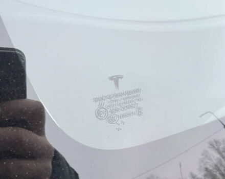 Серый Тесла Model Y, объемом двигателя 0 л и пробегом 64 тыс. км за 27300 $, фото 14 на Automoto.ua