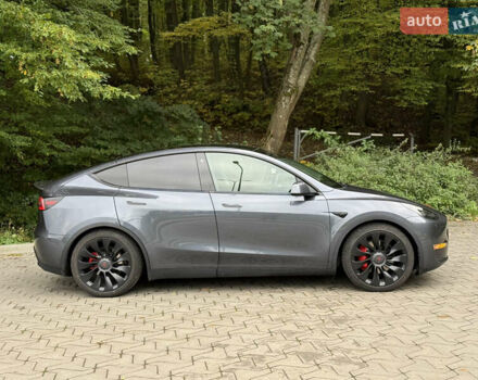 Сірий Тесла Model Y, об'ємом двигуна 0 л та пробігом 63 тис. км за 37799 $, фото 4 на Automoto.ua