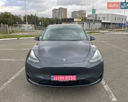 Серый Тесла Model Y, объемом двигателя 0 л и пробегом 51 тыс. км за 28900 $, фото 4 на Automoto.ua