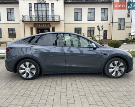 Серый Тесла Model Y, объемом двигателя 0 л и пробегом 35 тыс. км за 29200 $, фото 2 на Automoto.ua