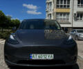 Серый Тесла Model Y, объемом двигателя 0 л и пробегом 59 тыс. км за 25000 $, фото 2 на Automoto.ua