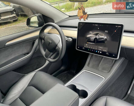 Серый Тесла Model Y, объемом двигателя 0 л и пробегом 41 тыс. км за 27500 $, фото 6 на Automoto.ua
