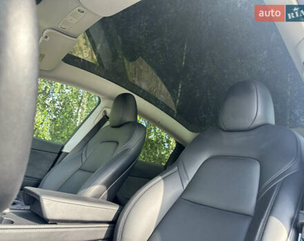 Сірий Тесла Model Y, об'ємом двигуна 0 л та пробігом 32 тис. км за 24700 $, фото 18 на Automoto.ua