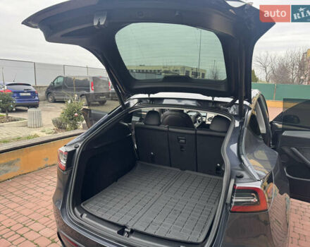 Сірий Тесла Model Y, об'ємом двигуна 0 л та пробігом 25 тис. км за 30000 $, фото 19 на Automoto.ua