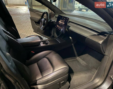Серый Тесла Model Y, объемом двигателя 0 л и пробегом 72 тыс. км за 29999 $, фото 7 на Automoto.ua
