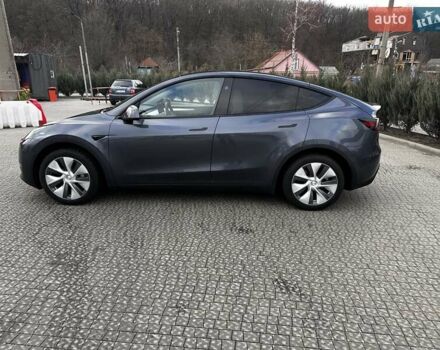 Серый Тесла Model Y, объемом двигателя 0 л и пробегом 24 тыс. км за 28399 $, фото 4 на Automoto.ua