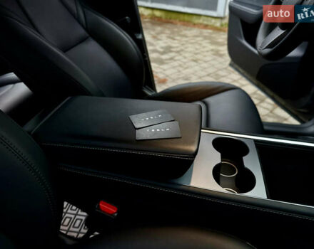 Сірий Тесла Model Y, об'ємом двигуна 0 л та пробігом 35 тис. км за 27999 $, фото 65 на Automoto.ua