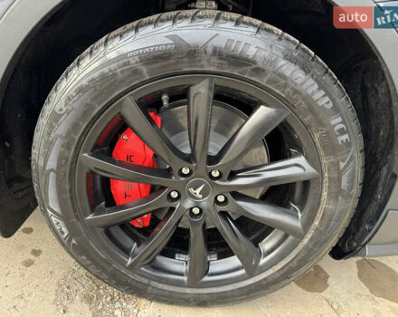 Серый Тесла Model Y, объемом двигателя 0 л и пробегом 18 тыс. км за 33500 $, фото 11 на Automoto.ua