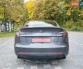 Серый Тесла Model Y, объемом двигателя 0 л и пробегом 32 тыс. км за 29500 $, фото 3 на Automoto.ua