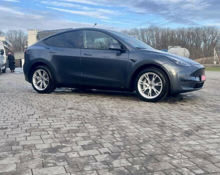 Серый Тесла Model Y, объемом двигателя 0 л и пробегом 20 тыс. км за 25500 $, фото 11 на Automoto.ua