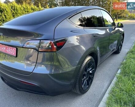 Серый Тесла Model Y, объемом двигателя 0 л и пробегом 40 тыс. км за 27700 $, фото 50 на Automoto.ua