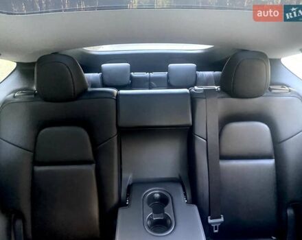 Серый Тесла Model Y, объемом двигателя 0 л и пробегом 44 тыс. км за 36700 $, фото 13 на Automoto.ua