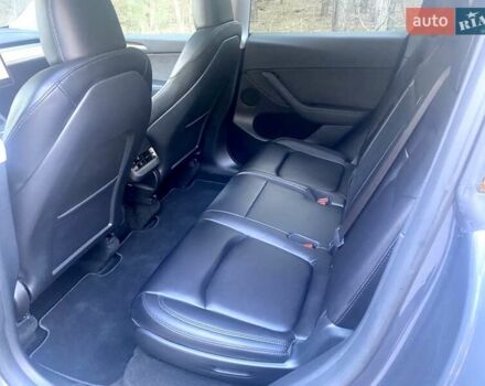 Серый Тесла Model Y, объемом двигателя 0 л и пробегом 42 тыс. км за 26500 $, фото 10 на Automoto.ua