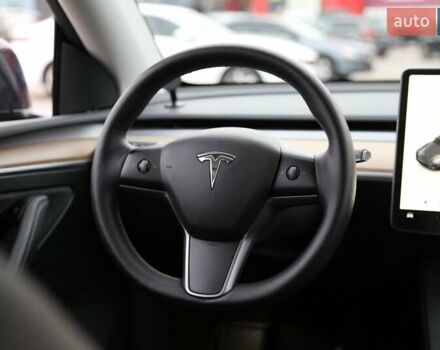 Серый Тесла Model Y, объемом двигателя 0 л и пробегом 50 тыс. км за 33900 $, фото 8 на Automoto.ua