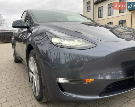 Серый Тесла Model Y, объемом двигателя 0 л и пробегом 35 тыс. км за 29200 $, фото 12 на Automoto.ua