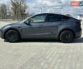 Серый Тесла Model Y, объемом двигателя 0 л и пробегом 33 тыс. км за 28000 $, фото 3 на Automoto.ua