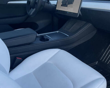 Сірий Тесла Model Y, об'ємом двигуна 0 л та пробігом 43 тис. км за 28500 $, фото 32 на Automoto.ua