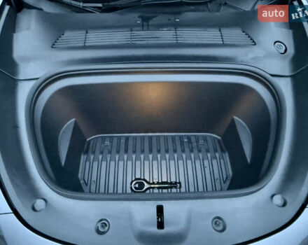 Сірий Тесла Model Y, об'ємом двигуна 0 л та пробігом 34 тис. км за 35000 $, фото 26 на Automoto.ua