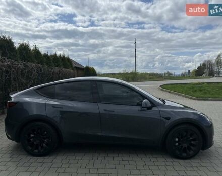 Серый Тесла Model Y, объемом двигателя 0 л и пробегом 9 тыс. км за 28950 $, фото 8 на Automoto.ua