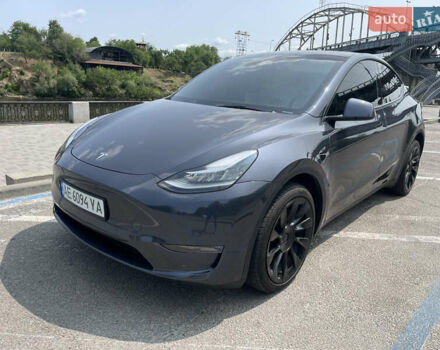 Серый Тесла Model Y, объемом двигателя 0 л и пробегом 24 тыс. км за 30500 $, фото 7 на Automoto.ua