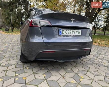 Тесла Model Y 2023 в Ровно на Automoto.ua Серый Тесла Model Y, объемом двигателя 0 л и пробегом 30 тыс. км за 30000 $, фото 28 на Automoto.ua