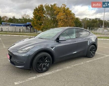 Серый Тесла Model Y, объемом двигателя 0 л и пробегом 51 тыс. км за 28900 $, фото 3 на Automoto.ua