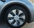 Серый Тесла Model Y, объемом двигателя 0 л и пробегом 37 тыс. км за 40997 $, фото 5 на Automoto.ua