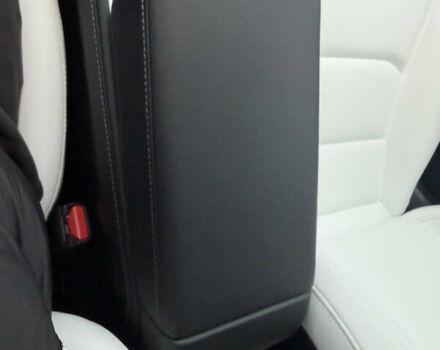 Серый Тесла Model Y, объемом двигателя 0 л и пробегом 64 тыс. км за 27300 $, фото 26 на Automoto.ua