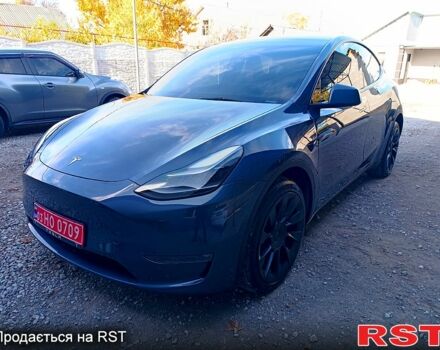 Серый Тесла Model Y, объемом двигателя 0.33 л и пробегом 43 тыс. км за 33333 $, фото 3 на Automoto.ua