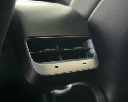 Сірий Тесла Model Y, об'ємом двигуна 0 л та пробігом 51 тис. км за 27000 $, фото 17 на Automoto.ua