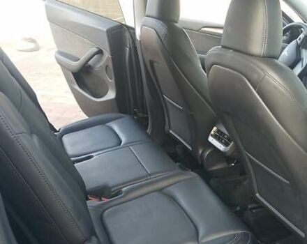 Сірий Тесла Model Y, об'ємом двигуна 0 л та пробігом 27 тис. км за 30500 $, фото 2 на Automoto.ua