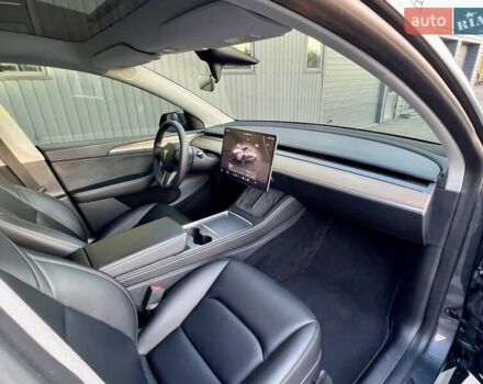 Серый Тесла Model Y, объемом двигателя 0 л и пробегом 29 тыс. км за 31900 $, фото 48 на Automoto.ua