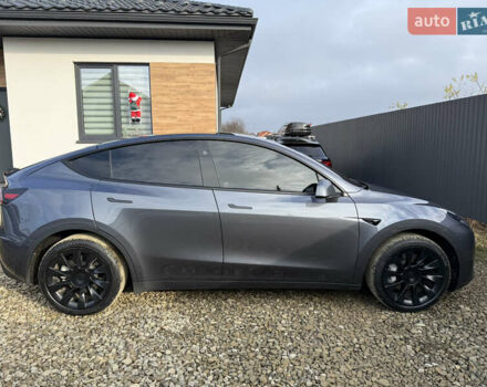 Сірий Тесла Model Y, об'ємом двигуна 0 л та пробігом 28 тис. км за 27900 $, фото 24 на Automoto.ua