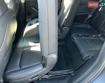 Серый Тесла Model Y, объемом двигателя 0 л и пробегом 40 тыс. км за 27700 $, фото 8 на Automoto.ua